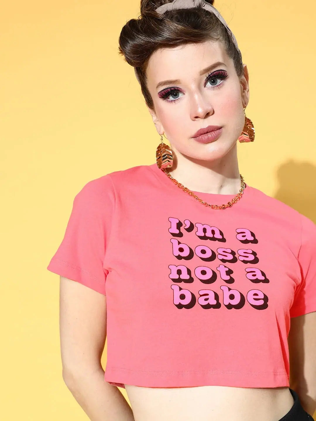 Women Pink I'm Boss Print Slim Fit Crop T-Shirt -- Basic T-Shirt Crew Neck Short Sleeve