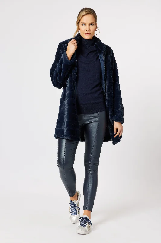 Leigh Wetlook Slim Leg Pant | Ink Modern Stretch Trousers