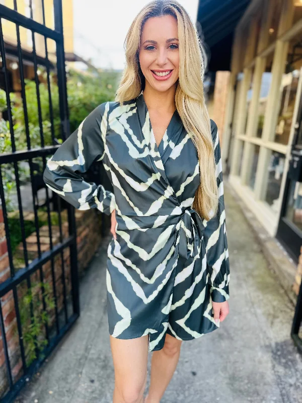 Serra Elisa Mini Dress- Green Multi Elegant Mini Dress with Pleats