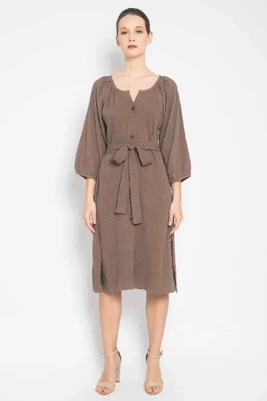 Hazel Dress in Dark Brown Boatneck Modish Everyday