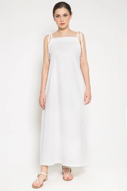 Eden Dress in White Tunics Print Colorful