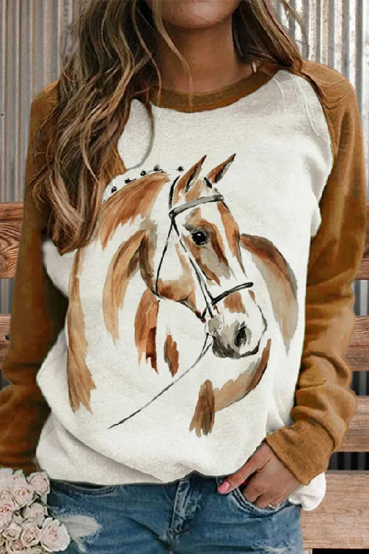 Casual Horse Print Crew Neck Sweatshirt Hoodie with Slim Fit Tailored Modern