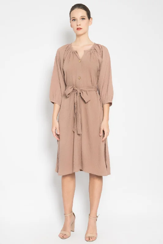 Hazel Dress in Rose Crew Neckline Sporty