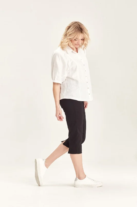 Acrobat 3/4 Pant | Black Chic Capri Pants