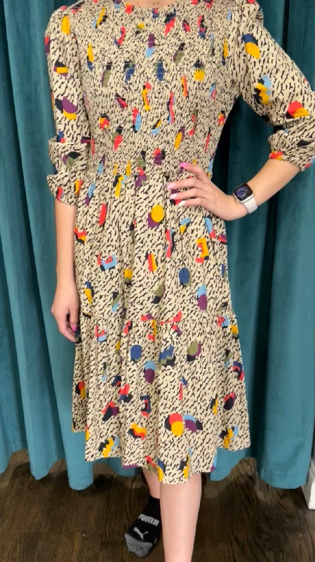 Color Shape Dress SNK4208 Boat Neckline Classic