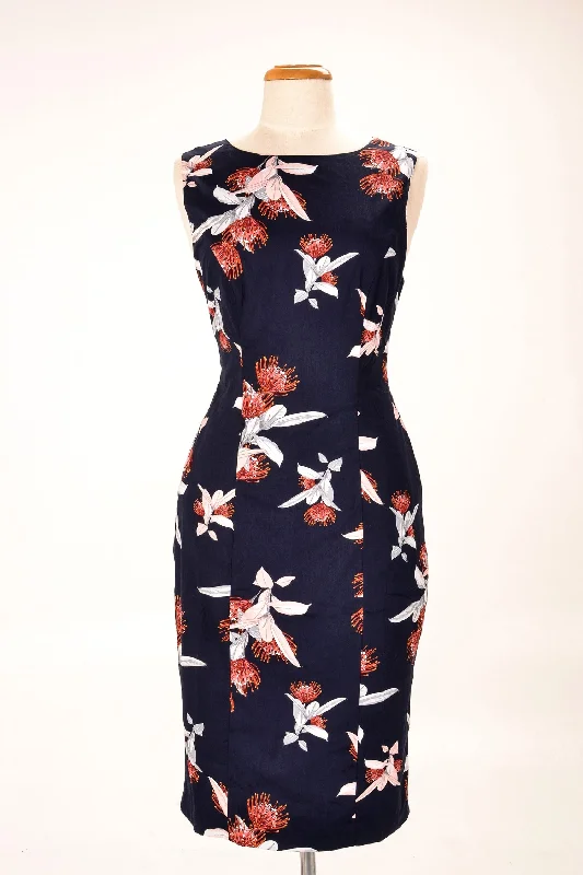 Banksia Shift Dress Crew Neckline Casual