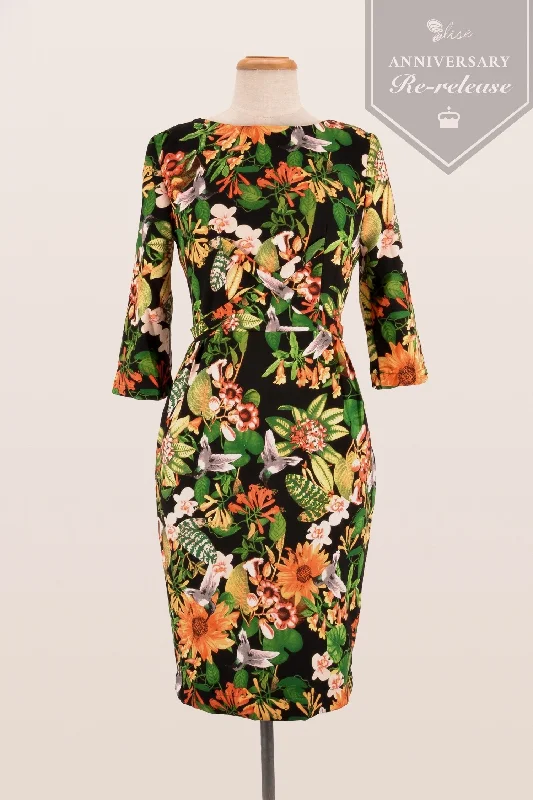 Madelyn Dress Square Neckline Feminine