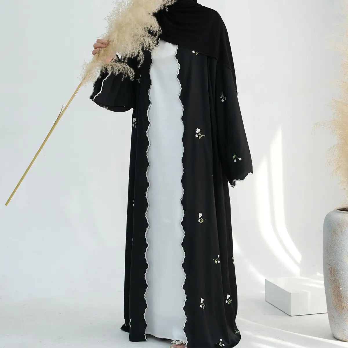 Nida Floral Embroidery Cardigan Open Abaya Dress Faux Fur Fabric Real Fur Fabric Shearling Fabric