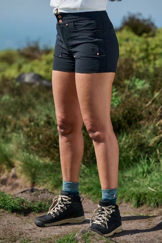 Trek Shorts - Black