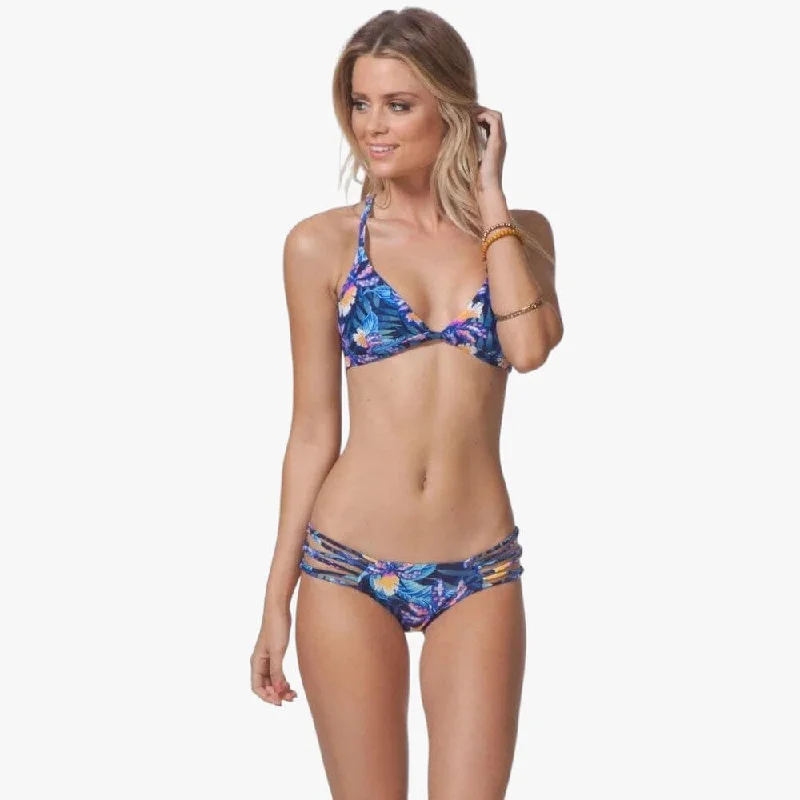 Ripcurl Womens Tropic Tribe Tri Topbikini Set Navy Bikini with fringe details, Trendy, Fun, Sexy Ripcurl Womens Tropic Tribe Tri Topbikini Set Navy Bikini with fringe details, Trendy, Fun, Sexy