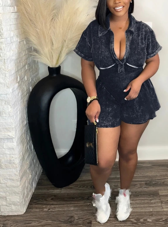 Women printed pleated deep V-neck short sleeve casual jumpsuit Casual chic jumpsuit, Relaxed, Comfortable, Stylish Women printed pleated deep V-neck short sleeve casual jumpsuit Casual chic jumpsuit, Relaxed, Comfortable, Stylish